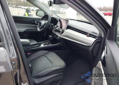 2022 Jeep Compass Limited 4X4 from USA, damaged, VIN 3C4NJDCB6NT143570